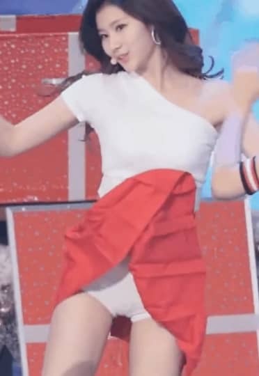 TWICE エロ 流出