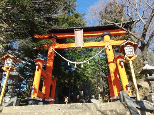 新倉富士浅間神社　鳥居