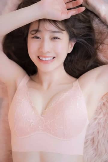 田中みな実 おっぱい