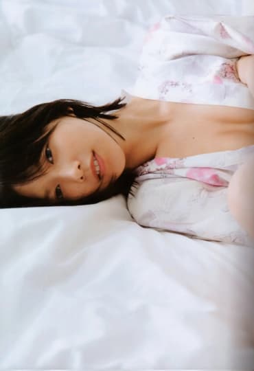 渡邉理佐 おっぱい