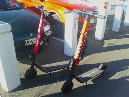 電動キックスケーター