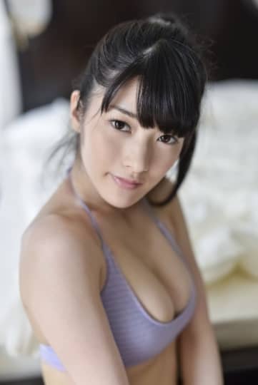 神谷えりな おっぱい