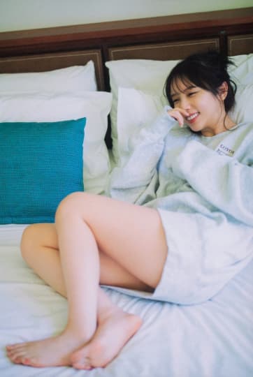与田祐希 おっぱい
