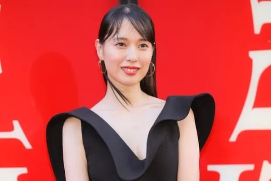 戸田恵梨香