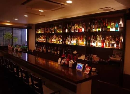 Bar Deepest River(ディーペストリバー)