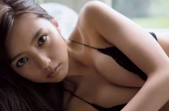 真野恵里菜 おっぱい