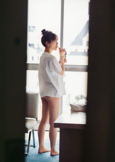 山下美月 おっぱい