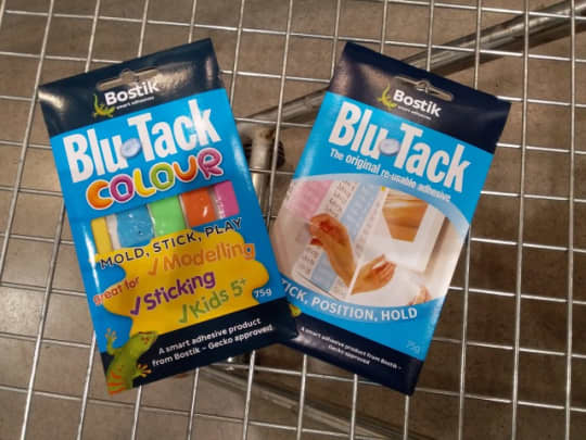 BosticのBlu Tack