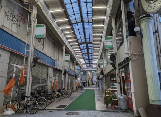 立ちんぼ