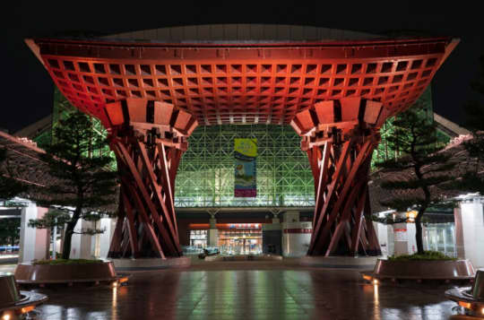 金沢駅