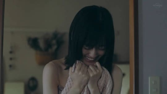 山下美月