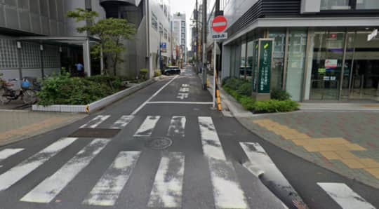 三井住友銀行前