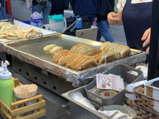 明洞屋台の餃子2