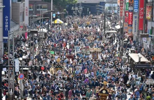 赤羽馬鹿祭り