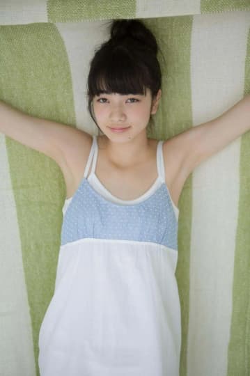 小松菜奈 おっぱい