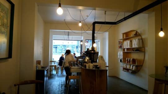 Frank's coffee店内