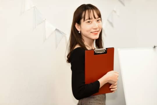 年上の女