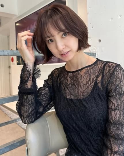 篠田麻里子