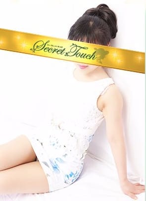 スレンダーボディの美女