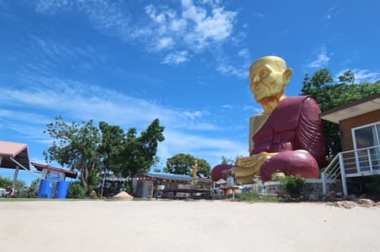 ラン島　仏像