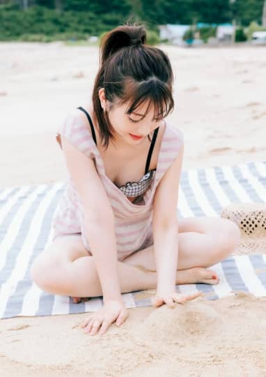 浜辺美波 えろ
