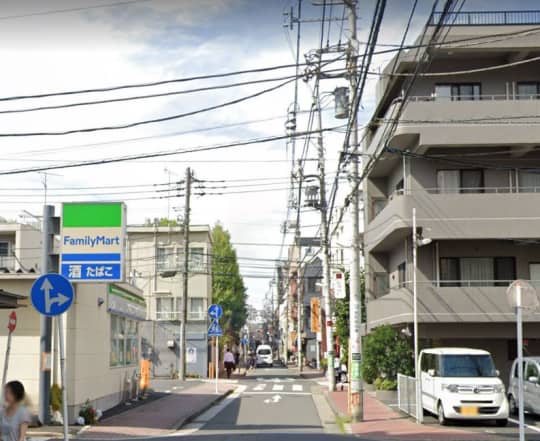 ファミリーマート