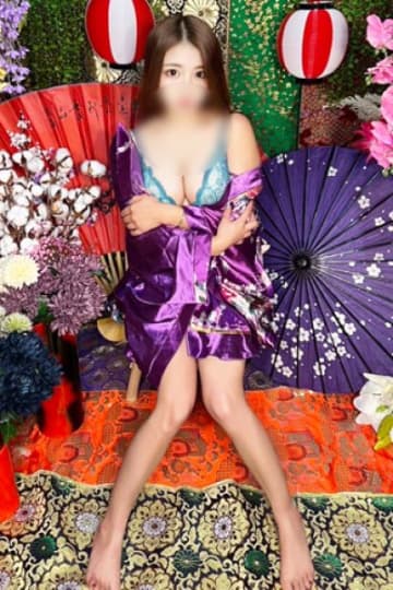 桜の穴の女の子