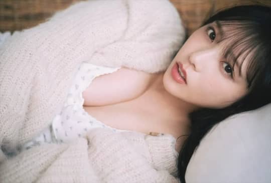 与田祐希 おっぱい