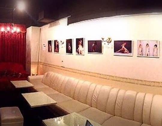 ハプニングバーの画像