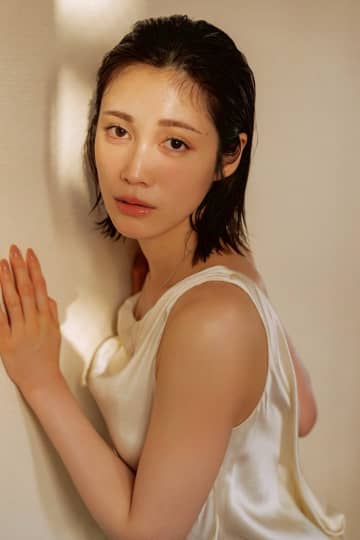 中村ゆりか おっぱい