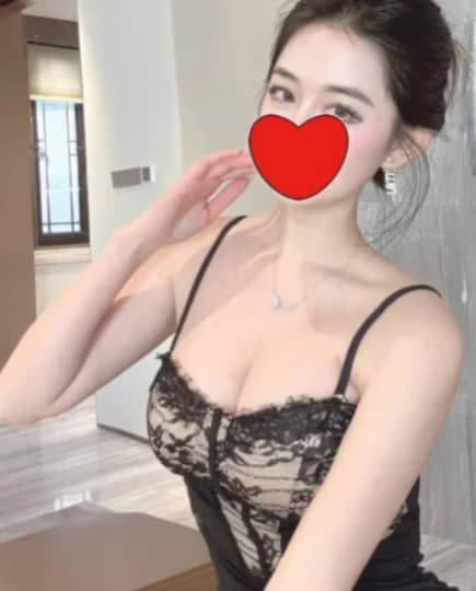 女性