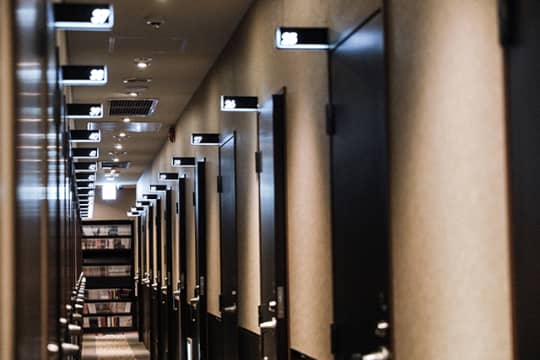 カスタマカフェ 八重洲店