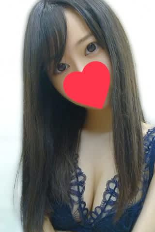 彼女はエステシャンの女の子