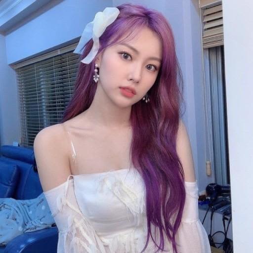 カン・ヘウォンのエロいおっぱい(巨乳)