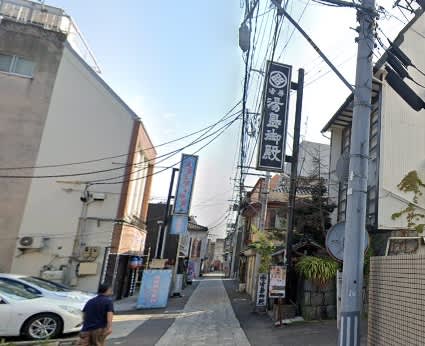 お店の前