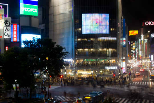 東京