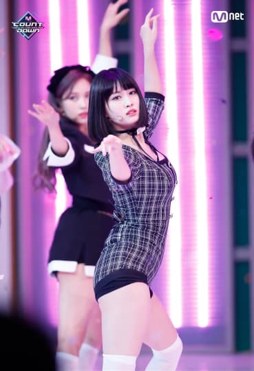 TWICE Momo(モモ) エロ