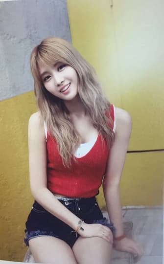 TWICE Momo(モモ) エロ