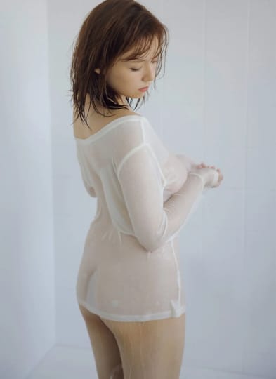 篠崎愛 おっぱい