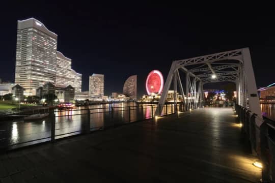 横浜