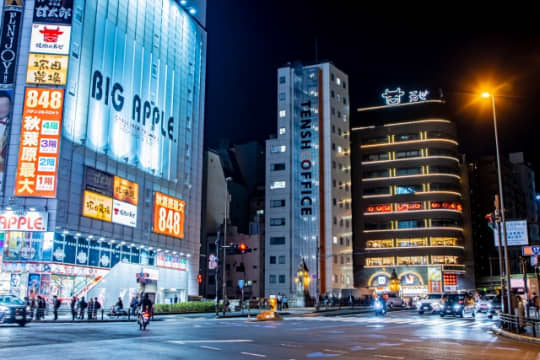 夜の秋葉原