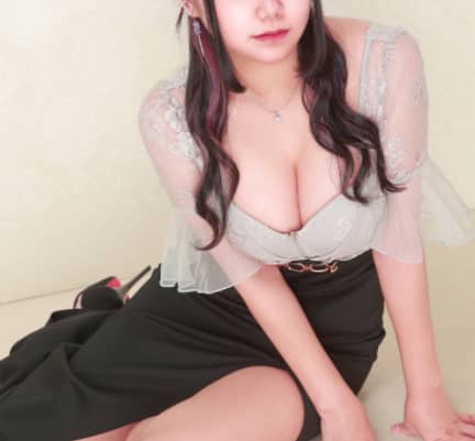 女性