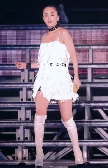  安室奈美恵 エロ