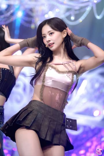 ツウィ（TZUYU） おっぱい
