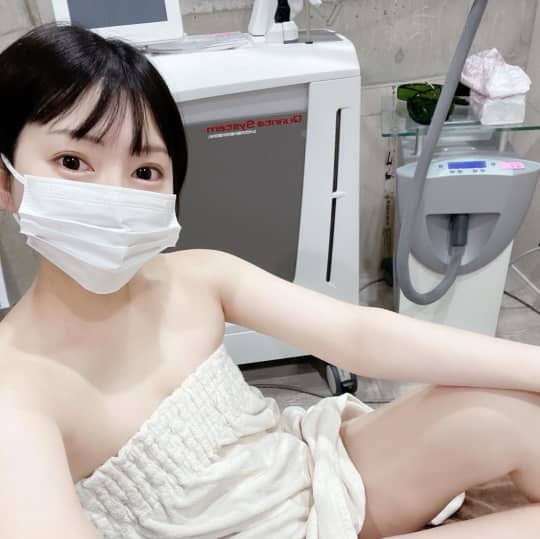 丸の内OLレイナ