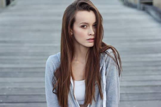 女性