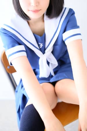 パンツを見せるMちゃん
