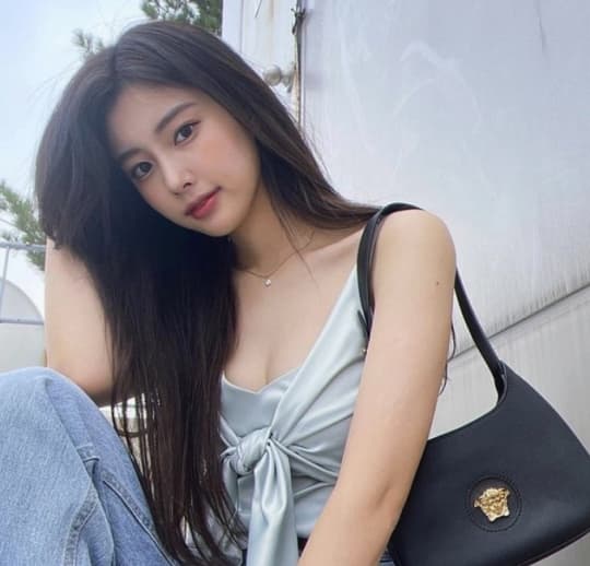 カン・ヘウォンのエロいおっぱい(巨乳)