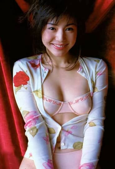 井川遥 おっぱい