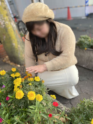 鶯谷デッドボールのピックアップガール